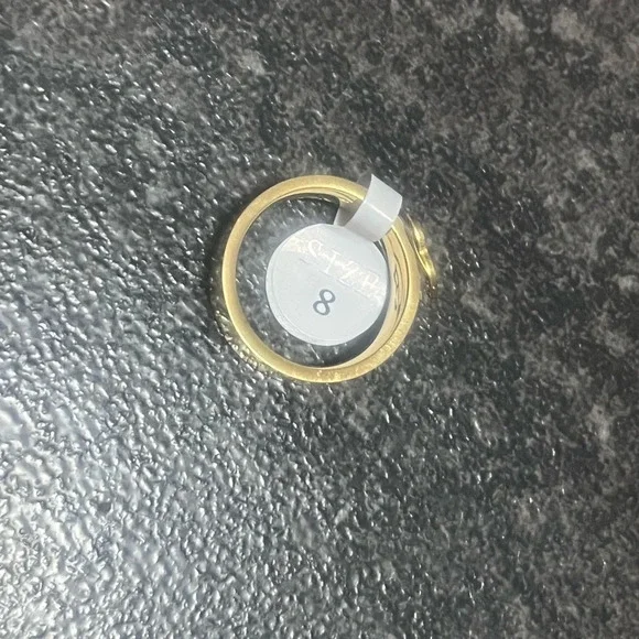 HC* New! Gold Fashion Ring with Faux Diamonds - Picture 7 of 8